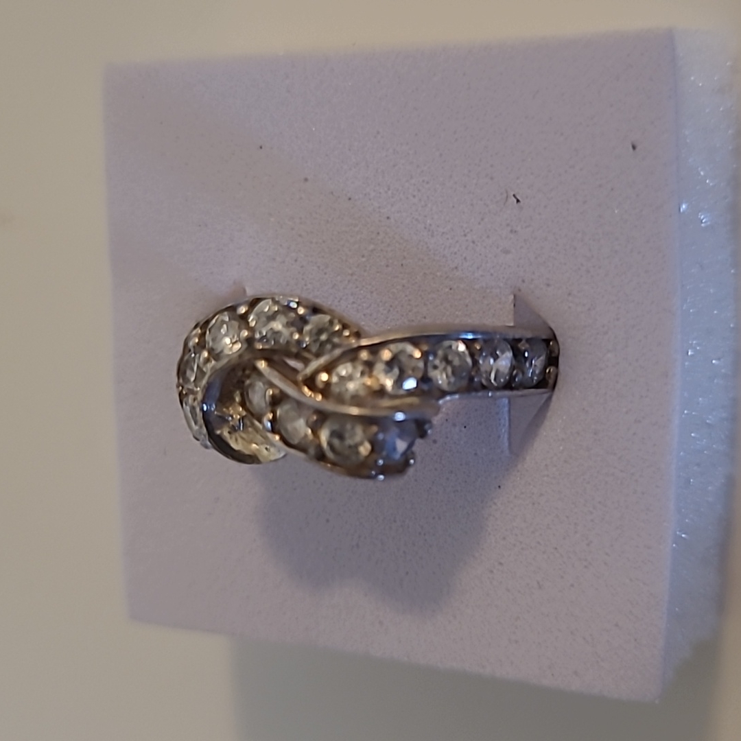 Knot Ring